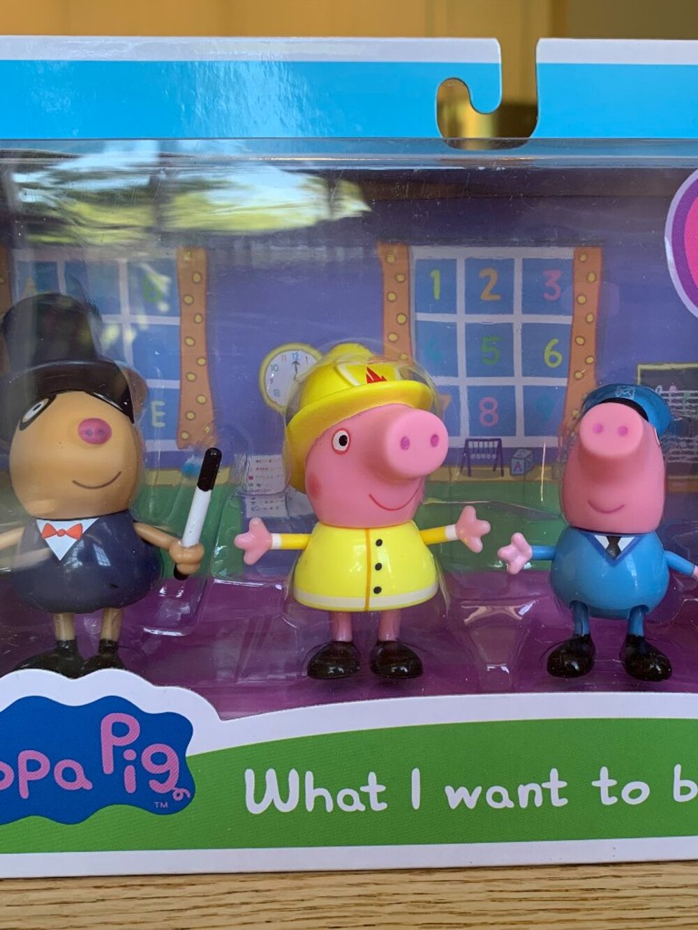 Peppa Pig "What I want to be" 4 Characters New in Box